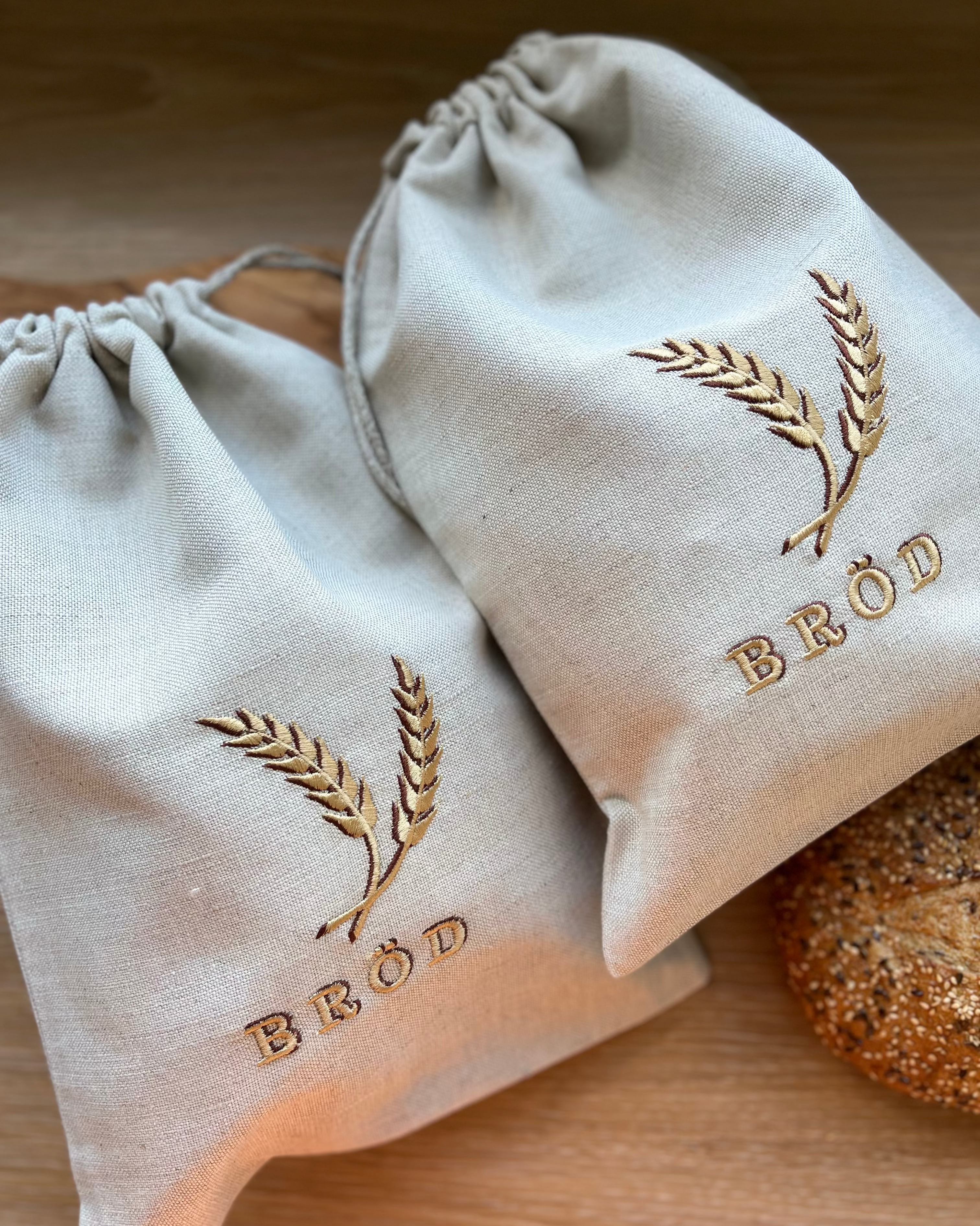 bread bestie brödpåsar i linne med guld brodyr i 2pack - Bread Bestie