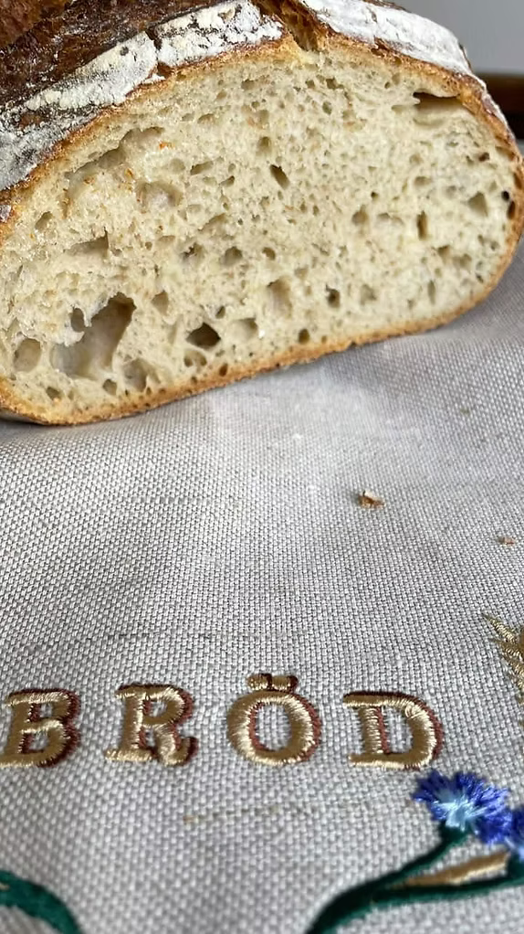 blåklint brödpåse med bröd