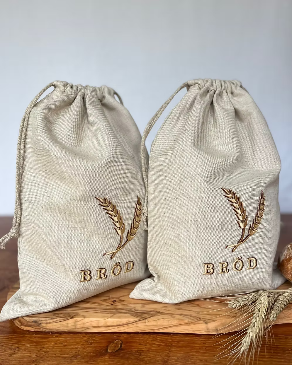Brödpåsar i flerpack med guld brodyr